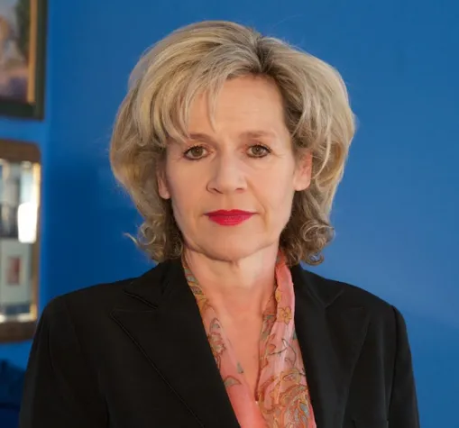 LICHT INS DUNKEL: EIN BLICK AUF DEN AUS- UND WEITERBILDUNGSMARKT FÜR AUFSICHTSRÄTE IN DEUTSCHLAND Bild: LICHT INS DUNKEL: EIN BLICK AUF DEN AUS- UND WEITERBILDUNGSMARKT FÜR AUFSICHTSRÄTE IN DEUTSCHLAND