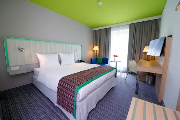 Bild: Das Park Inn by Radisson Frankfurt Airport leitet Redesign der Hotelkette ein