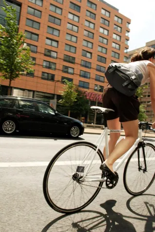 Neu ab September - veloheld. ein Rad für den urbanen Raum Bild: Neu ab September - veloheld. ein Rad für den urbanen Raum