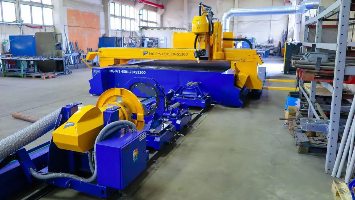 MG-Plasmaschneidanlage mit Technologien zur 3D-Bearbeitung von Flachmaterial, Rohren und Profilen.