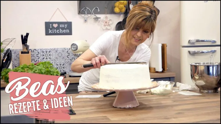 Rezepte: Über 10 Mio Videoaufrufe - So geht Ü45 auf Youtube Bild: Rezepte: Über 10 Mio Videoaufrufe - So geht Ü45 auf Youtube