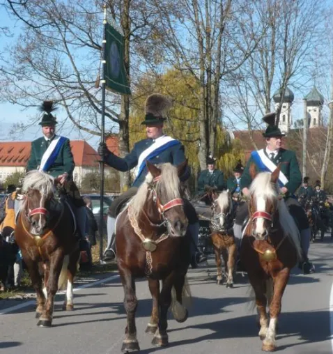 Bild: Leonhardifahrt am So 08.11.09 in Benediktbeuern