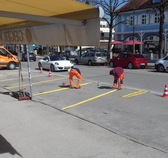 Bild: Mietkauf-Modell, digitale Verkehrsinfrastruktur, 3D-Zebrastreifen und Fahrrad-Highways