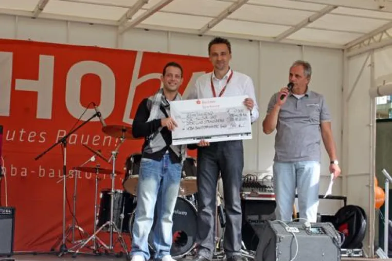 Bild: 75. Strausseelauf 2011. Ein großes Event