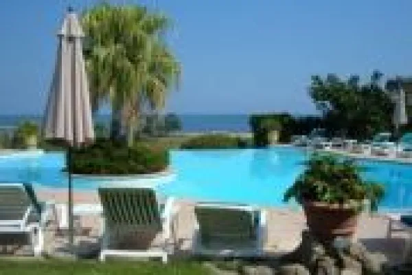 Bild: Restplätze - Noch freie Ferienhäuser und Hotels für Juli und August auf Korsika
