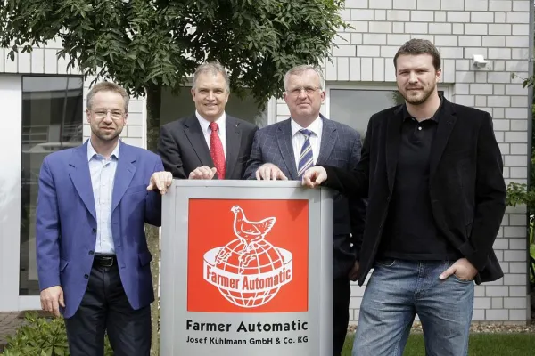 Farmer Automatic Biomass-Technology gewinnt den Prof.-Adalbert-Seifriz-Preis für Technologietransfer 2008 Bild: Farmer Automatic Biomass-Technology gewinnt den Prof.-Adalbert-Seifriz-Preis für Technologietransfer 2008