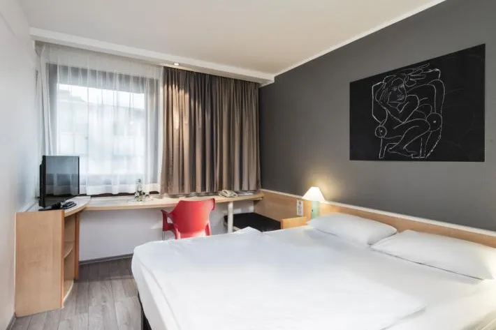 Bild: 120 renovierte Zimmer in den ibis Hotels Dortmund West und Gelsenkirchen