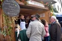 Bild: 8. Auflage des Rhöner Wurstmarkts erneut ein voller Erfolg