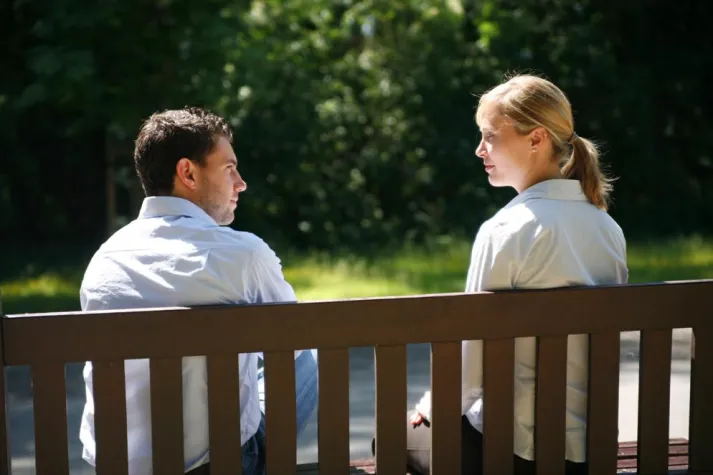 Depressionen im Frühling: 12 Tipps zu Hilfe und Selbsthilfe Bild: Depressionen im Frühling: 12 Tipps zu Hilfe und Selbsthilfe