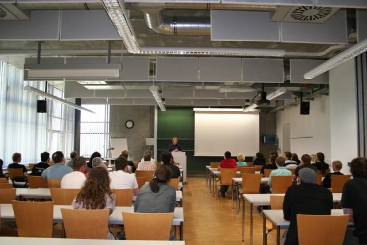 Der Vortrag von Ulrich Dovermann fand am RheinAhrCampus viele interessierte Zuhörer