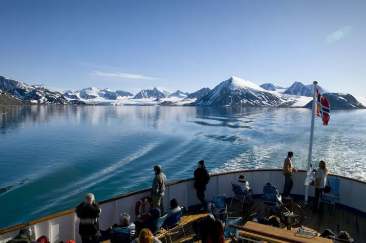 Bild: Spitzbergen - Sommer im Eis - Expeditions-Seereise im Licht der Mitternachtssonne