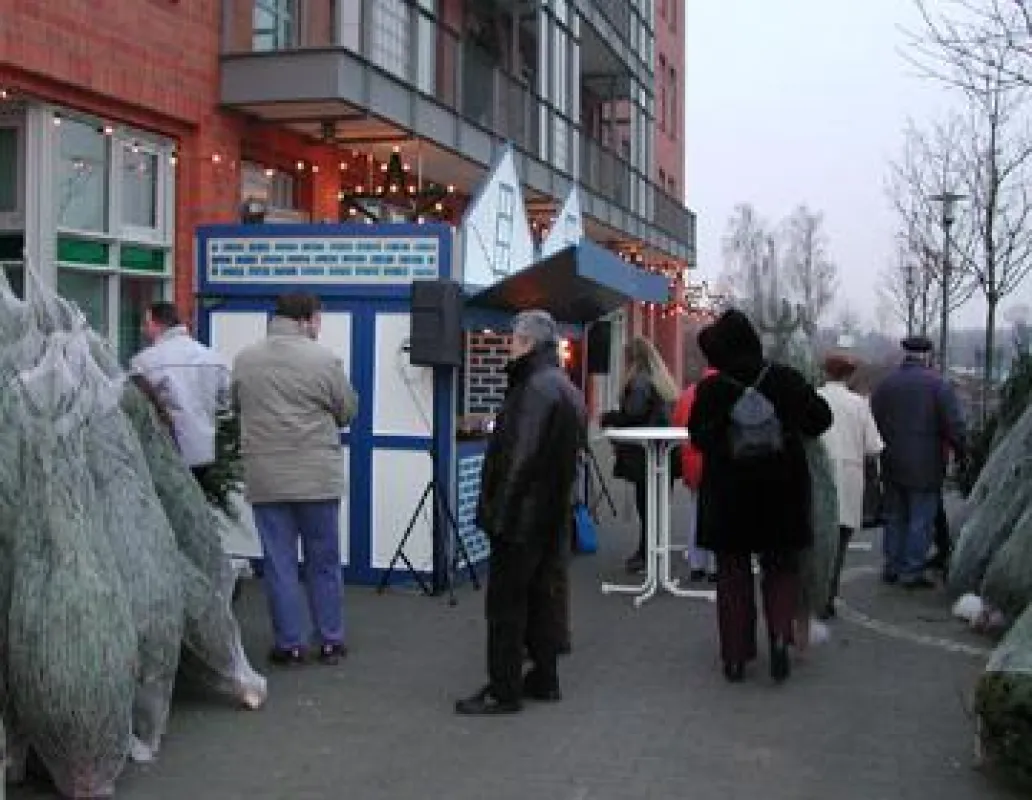 Die Gewinner der Aktion erhalten Ihre Weihnachtsbäume