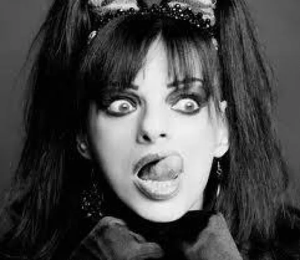 Die Deutsche Punk Ikone - Nina Hagen hat Ihr Kommen angekündigt Bild: Die Deutsche Punk Ikone - Nina Hagen hat Ihr Kommen angekündigt
