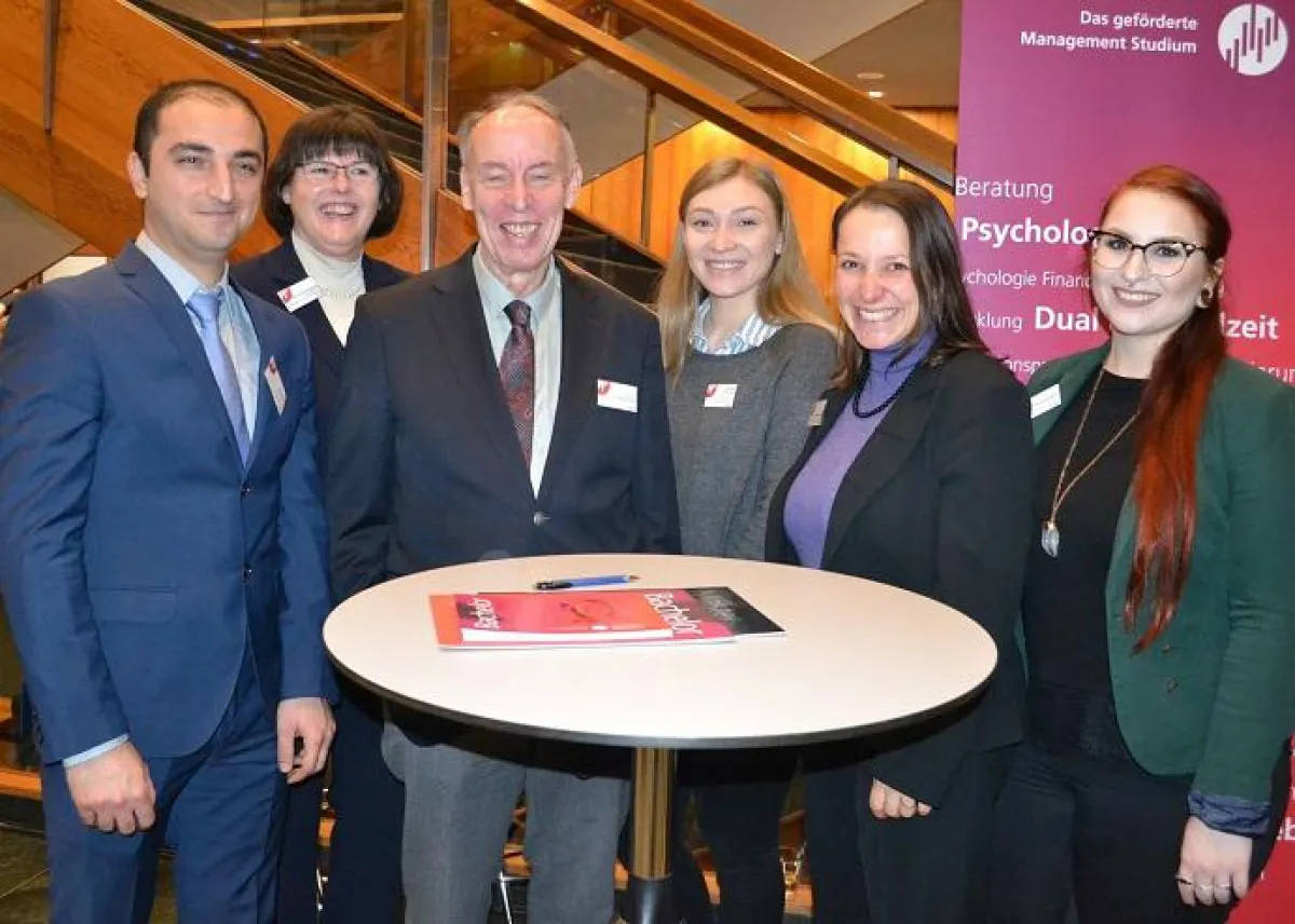 M.Mohammad, Prof.Dr. Hemmerich, Prof.Dr. Nagy, K.Pourvoyeur, Dr. Martini. Foto: Motzko