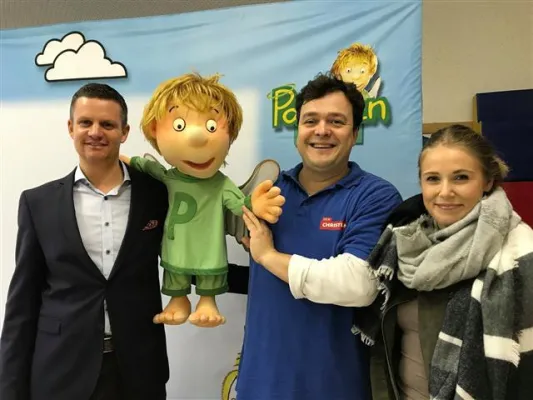 Bild: Provinzial Geschäftsstelle Mario Arend veranstaltet Puppenspiel im Kindergarten Lindlar