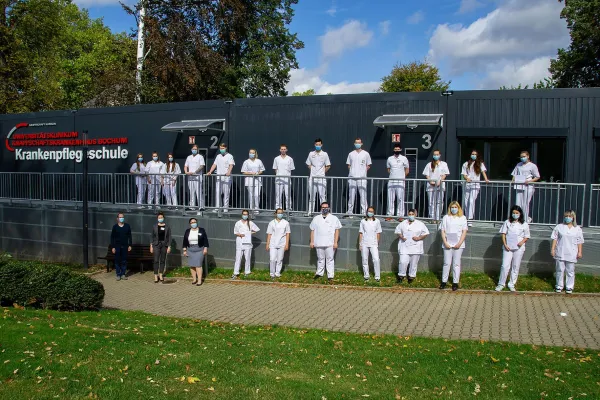 Bild: Knappschaftskrankenhaus freut sich über neue Pflegekräfte