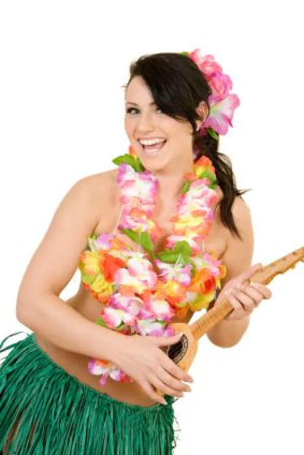 Verkleidet als Südseeschönheit macht selbst der Urlaub zuhause Spaß