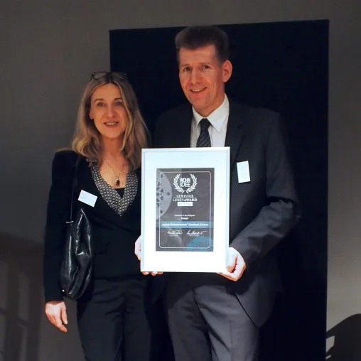 Bild: Dassbach Küchen erhält WOHNIDEE-Leseraward in der Kategorie „Design-Küche“