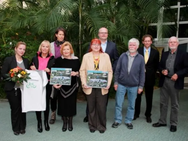 Bild: Controlware spendet an Dietzenbacher Tafel und Fahrradwerkstatt