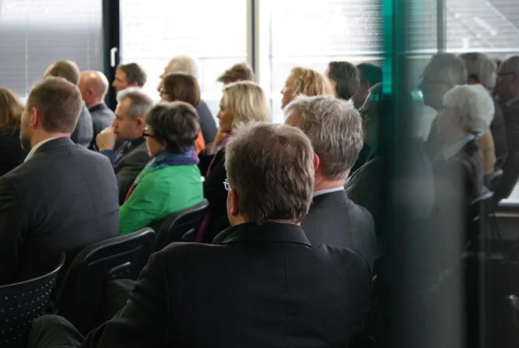 Öffentlich geförderter Wohnungsbau ist Thema der neunten Experten-Runde bei Koschany + Zimmer Architekten KZA Bild: Öffentlich geförderter Wohnungsbau ist Thema der neunten Experten-Runde bei Koschany + Zimmer Architekten KZA