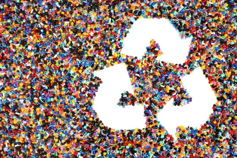Bild: EU-Projekt CIRCULAR FLOORING ermöglicht umweltfreundliches Recycling gebrauchter PVC-Bodenbeläge
