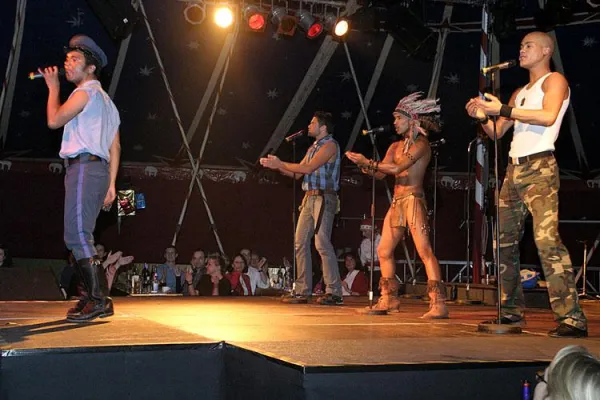 Weihnachtsfeiern zum Pauschalpreis für Firmen, Vereine und Reisegruppen Bild: Weihnachtsfeiern zum Pauschalpreis für Firmen, Vereine und Reisegruppen