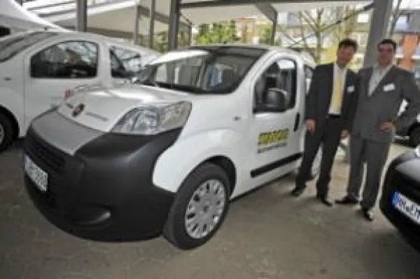 Bild: STARCAR fährt jetzt auch elektrisch / Autovermieter beteiligt an Projekt zur Förderung der Elektromobilität