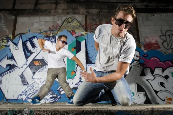 Große Herrenschuhe bei schuhplus: modisches Schuhwerk für Herren mit großen Füßen Bild: Große Herrenschuhe bei schuhplus: modisches Schuhwerk für Herren mit großen Füßen