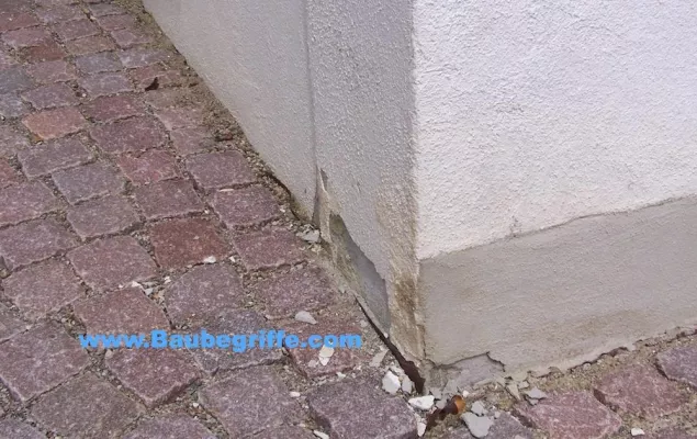 Bild: Fachgerechte Sockeldämmung im Bestand von Gerhard Holzmann