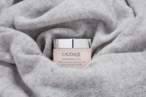 Bild: SOFT SKILLS: CAUDALIES NEUE RESVERATROL LIFT KASCHMIR CREME