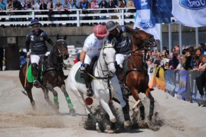 Bild: 3. Deutsche Beach Polo Meisterschaft am Timmendorfer Strand - 04. - 06.05.2018