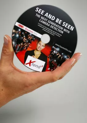 Bild: Musik zur Baumer hhs Produkteinführung auf der drupa - "See and be seen" steht für Kleben und Überwachen