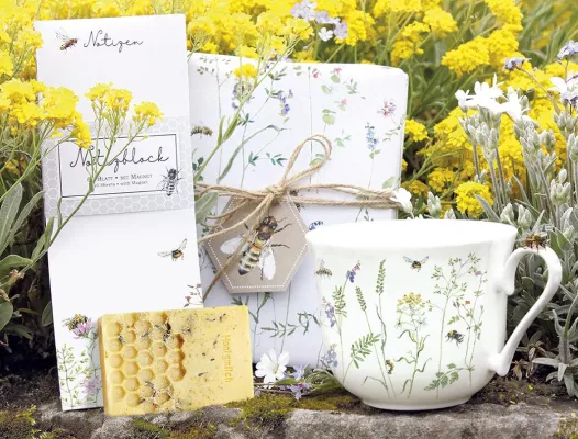 Bild: Grätz Verlag unterstützt Wildbienen mit neuer Kollektion von Daniela Drescher