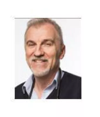 Bild: Leiter des Instituts für EEG-Neurofeedback bei der Konferenz „Brain and Neurological Disorders“ in Amsterdam