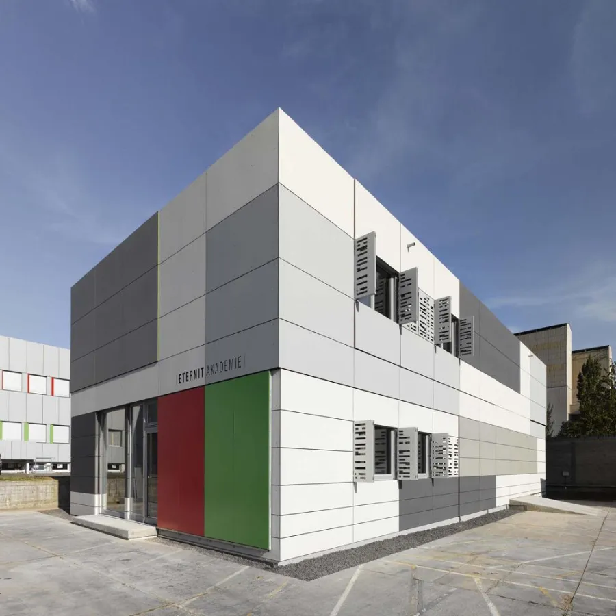 Die Eternit Akademie lädt ein, die Produkte für Dach, Fassade und Ausbau neu zu entdecken.