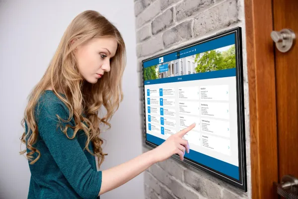 Bild: Mieterportal24 und digitaler Hausaushang zeigen Mieterinformationen auf einen Blick