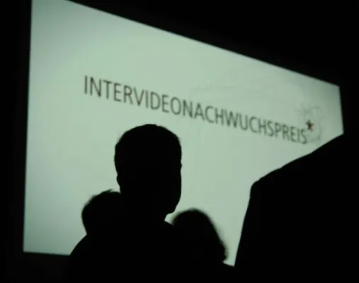 Filme zum Thema Nachhaltigkeit gesucht. Intervideo Nachwuchspreis geht in die 2. Runde Bild: Filme zum Thema Nachhaltigkeit gesucht. Intervideo Nachwuchspreis geht in die 2. Runde