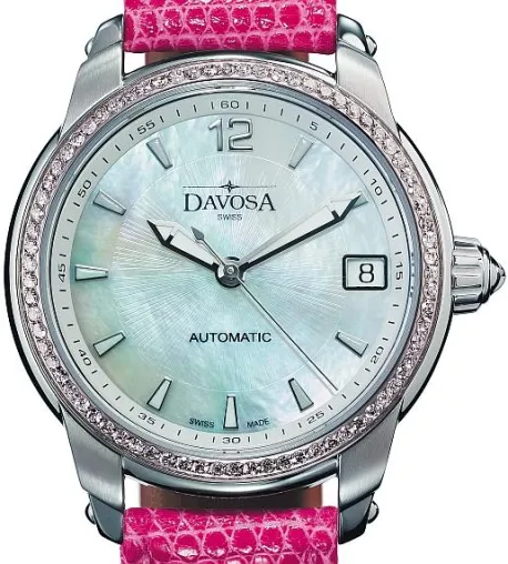 Bild: Bright White & Dramatic Red - DAVOSA Ladies` Colour Delight
