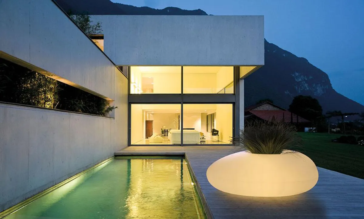 Beleuchtetes Pflanzobjekt STORUS von DEGARDO