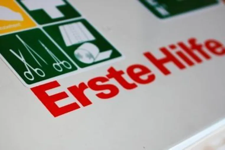 Bild: Neue ASR A4.3 "Erste-Hilfe-Räume, Mittel und Einrichtungen zur Ersten Hilfe"