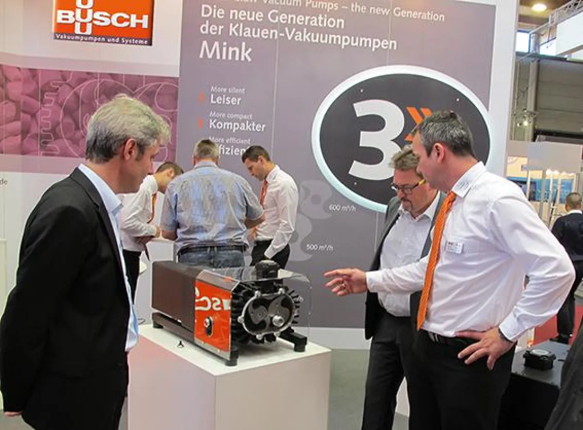 Die neue Serie von Mink Klauen-Vakuumpumpen am Busch Messestand