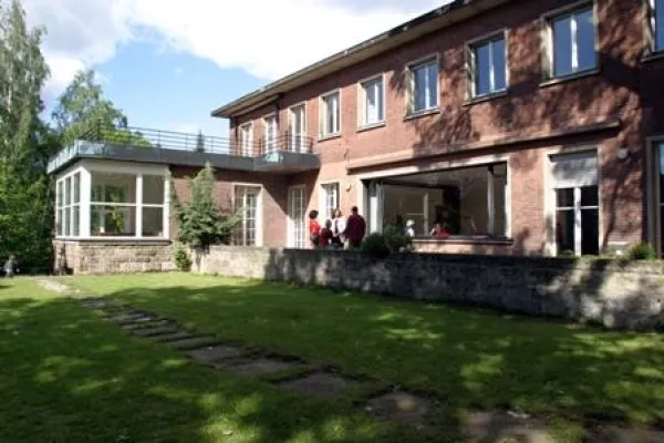 Tag der offenen Tür erstmalig mit offenen Vorlesungen für Besucher - Touro College Berlin Bild: Tag der offenen Tür erstmalig mit offenen Vorlesungen für Besucher - Touro College Berlin