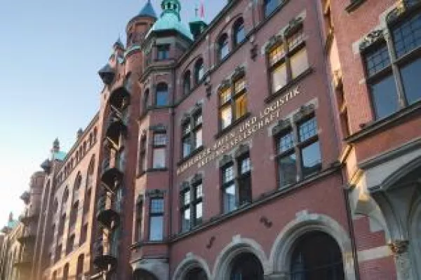Bild: Erste Markthalle eröffnet in der Hamburger Speicherstadt