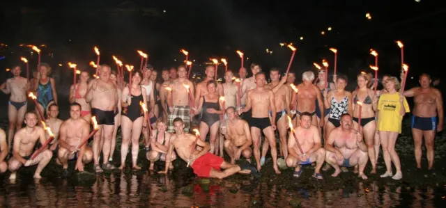 Bild: 8. Fackelschwimmen zum Dresdner Stadtfest am 17.08.2013
