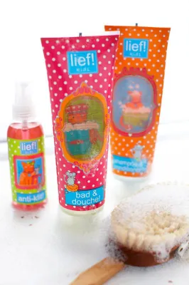 Bild: Heute ist Badetag: Waschen, pflegen, cremen und kuscheln mit lief!