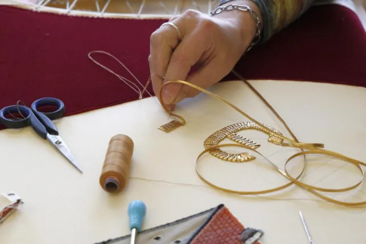 Bild: Malerei mit Nadel und Faden