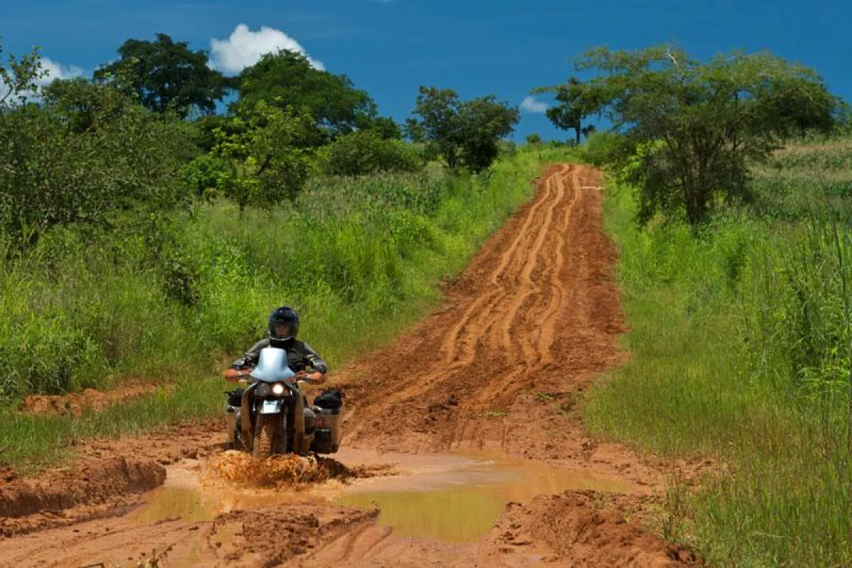 Ellen Österle und Markus Kirchgeßner berichten bei Touratech über ihre Reise quer durch Afrika.