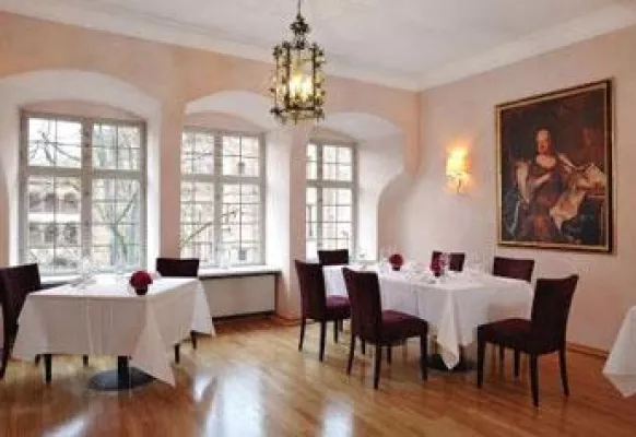 Bild: DER VARTA-FÜHRER - Restaurant der Woche: Scharffs Schlossweinstube in Heidelberg