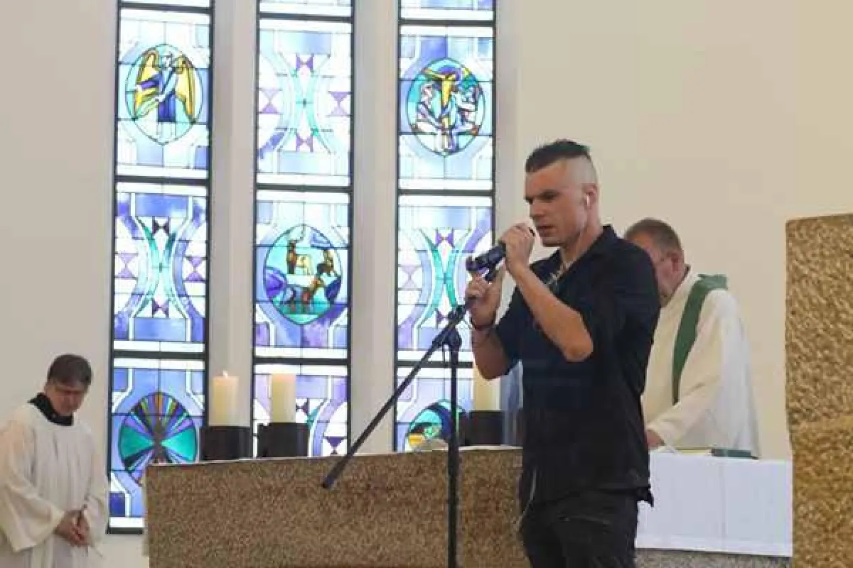 Ein Festgottesdienst eröffnete das Liebenauer Sommerfest.