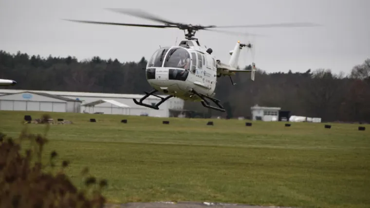 Bild: HanseWerk: SH Netz kontrolliert rund 465 Kilometer Hochspannungsleitungen in Schleswig-Holstein per Helikopter